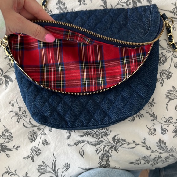 Obey’s blue jeans handbag - Picture 3 of 5